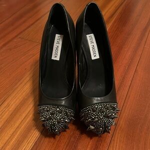 Steve Madden 6” stilettos with spiky toe design